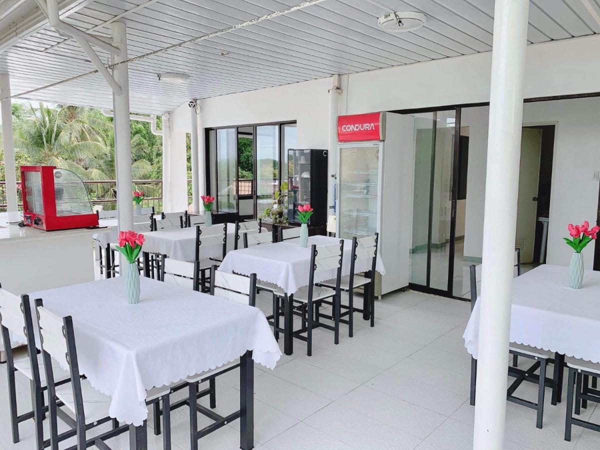 Luna Oslob Travellers Inn Ngoại thất bức ảnh