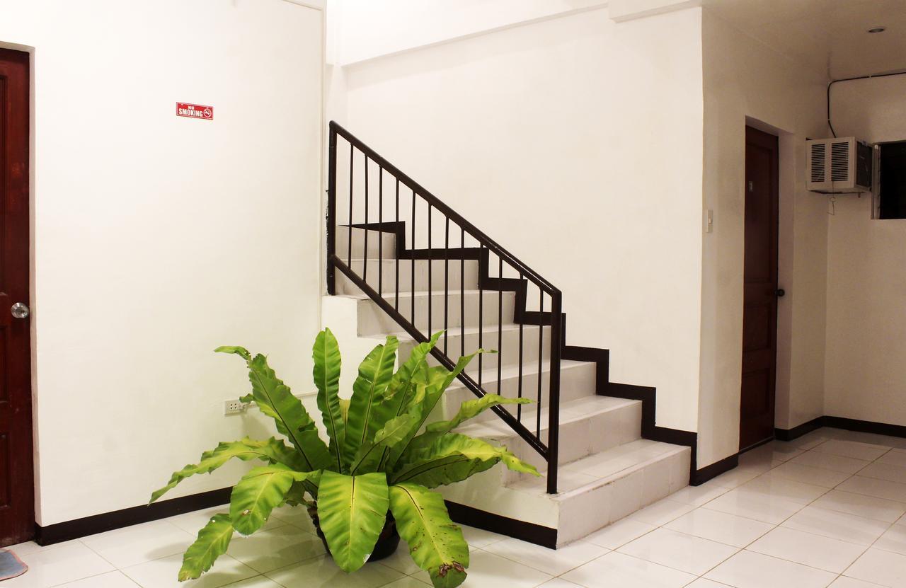 Luna Oslob Travellers Inn Ngoại thất bức ảnh