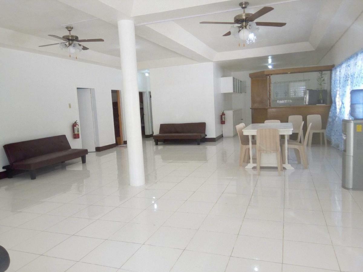 Luna Oslob Travellers Inn Ngoại thất bức ảnh