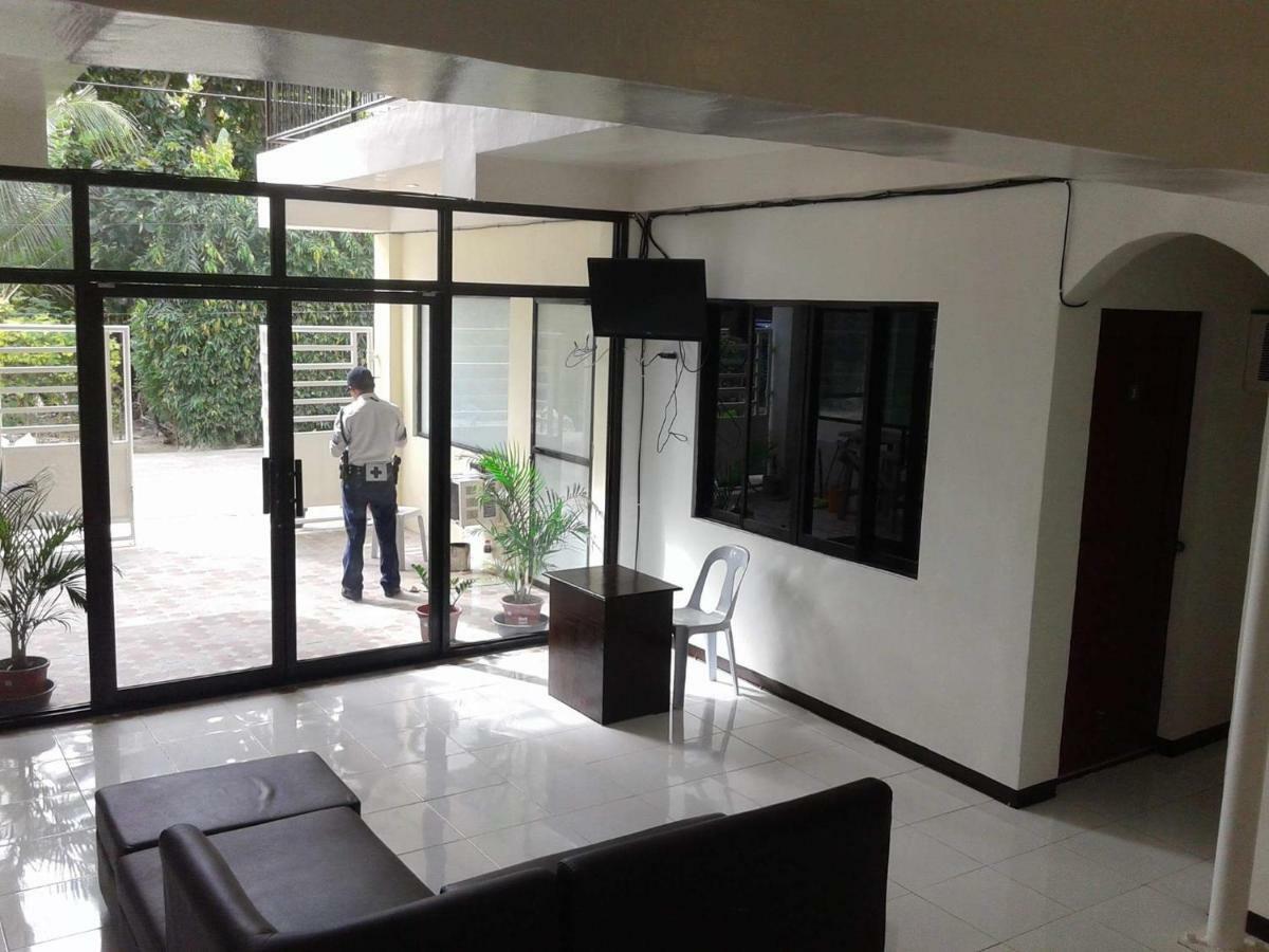 Luna Oslob Travellers Inn Ngoại thất bức ảnh